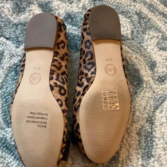 Michael Kors leopard print flats - Picture 3 of 4